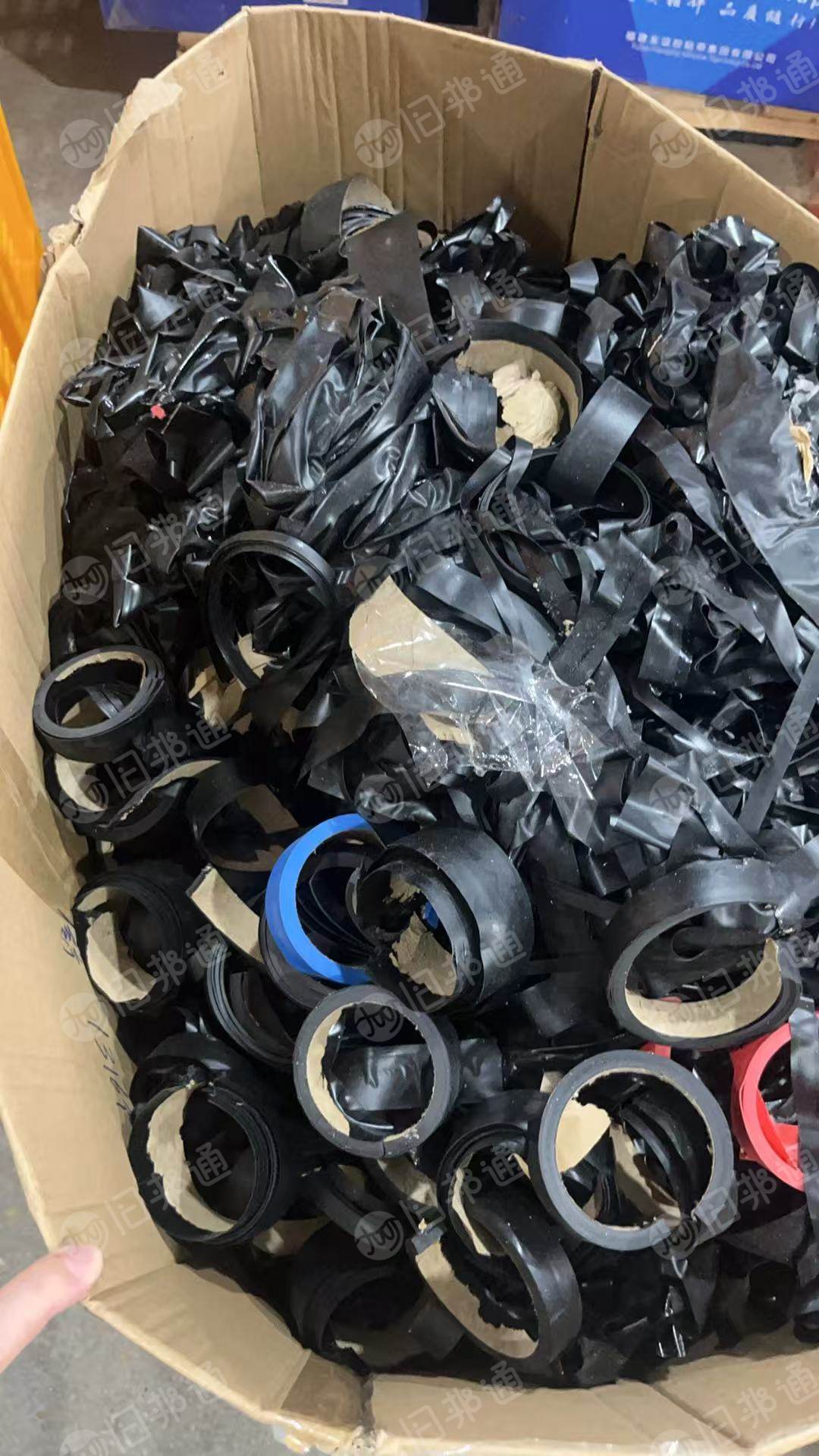 长期出售厂家PVC电工胶，现货十几箱，够车