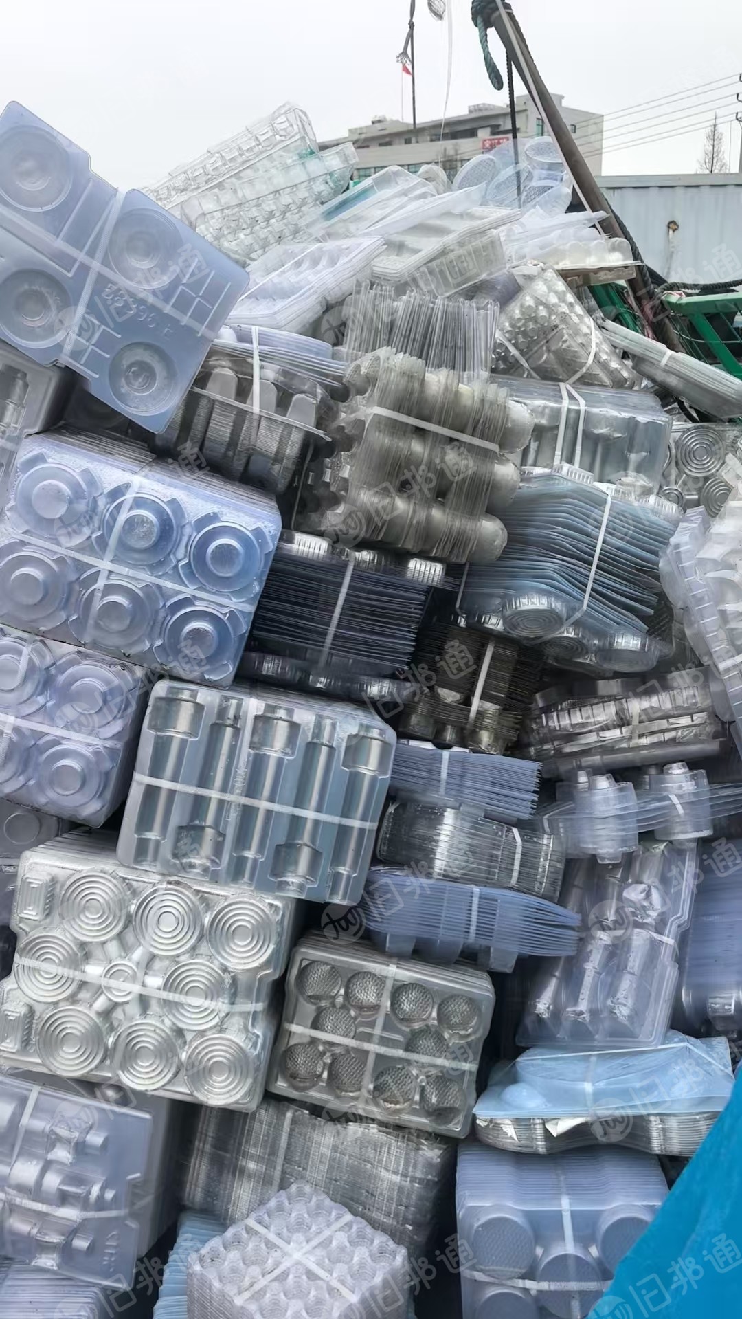 出售PET吸塑盒毛料，带油