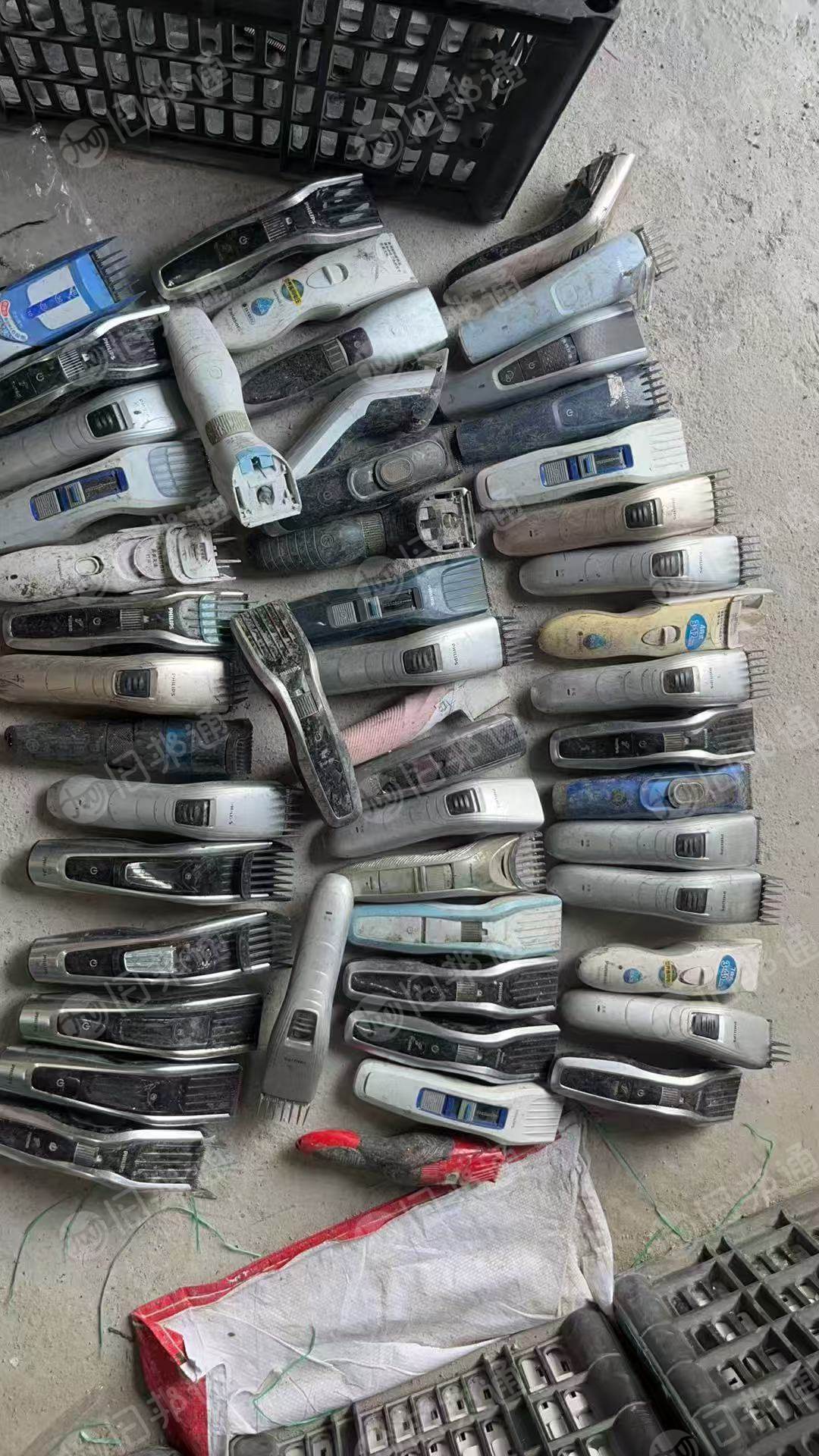 求购手机充电器头，鼠标，收不同型号，有多少要多少