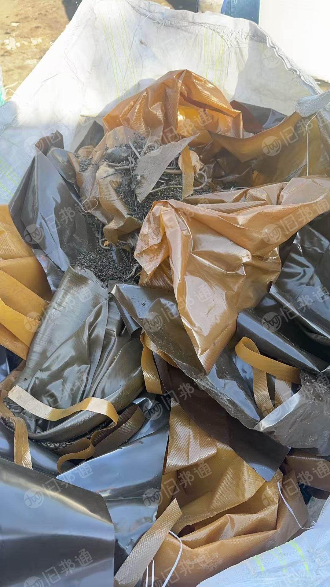 出售PE废料，轮胎厂下来的，每个月五六吨