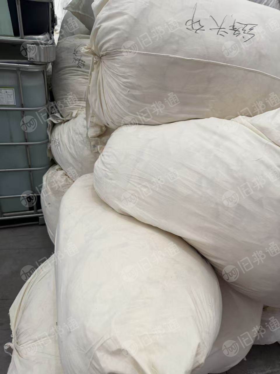 长期出售本白纯棉梭织布，可以开花用，现货几十吨，货在广东揭阳
