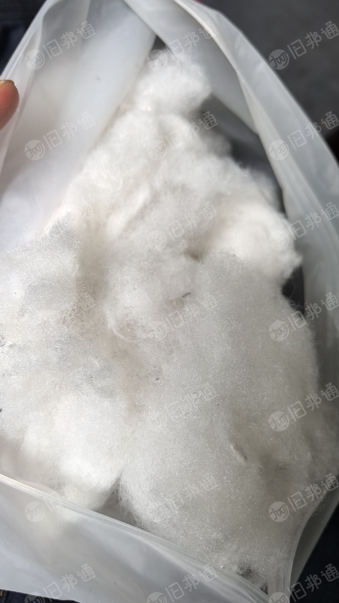 长期出售阻燃纤维,阻燃化纤棉,也有阻燃纤维做的边角料,统货出,月供几吨,货在广东东莞