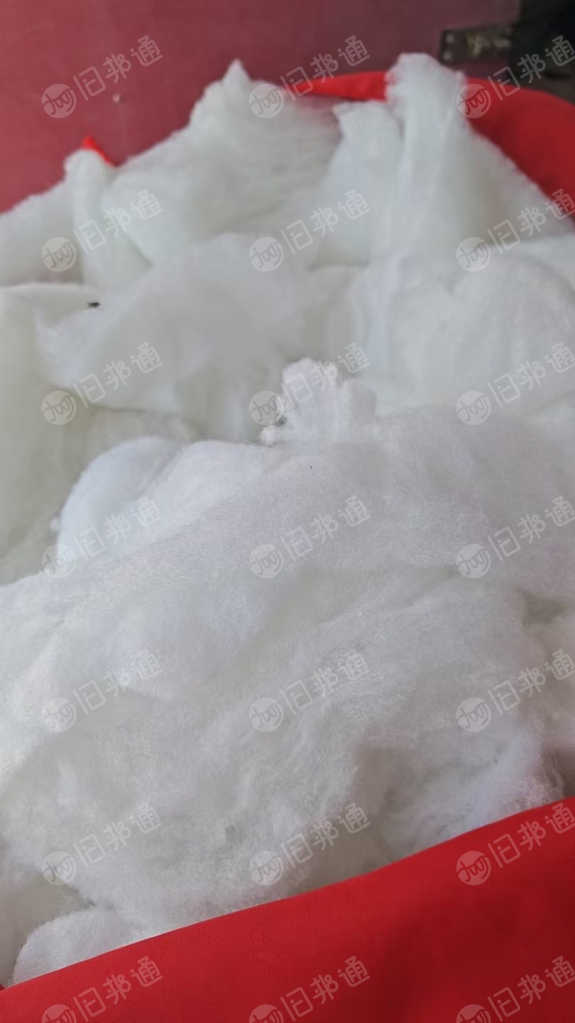 长期出售监狱下来的干净丝棉边角料,也有带布带皮丝棉边角料,有分开,干净的货货多,货在河南商丘