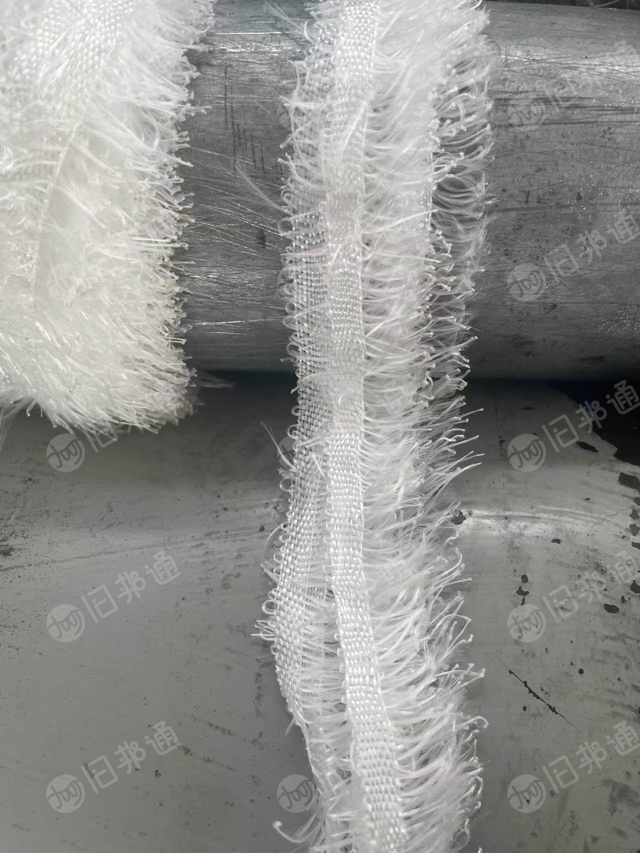 厂家长期出售白色涤纶废丝，涤纶干丝，现货有8吨，货在江苏无锡