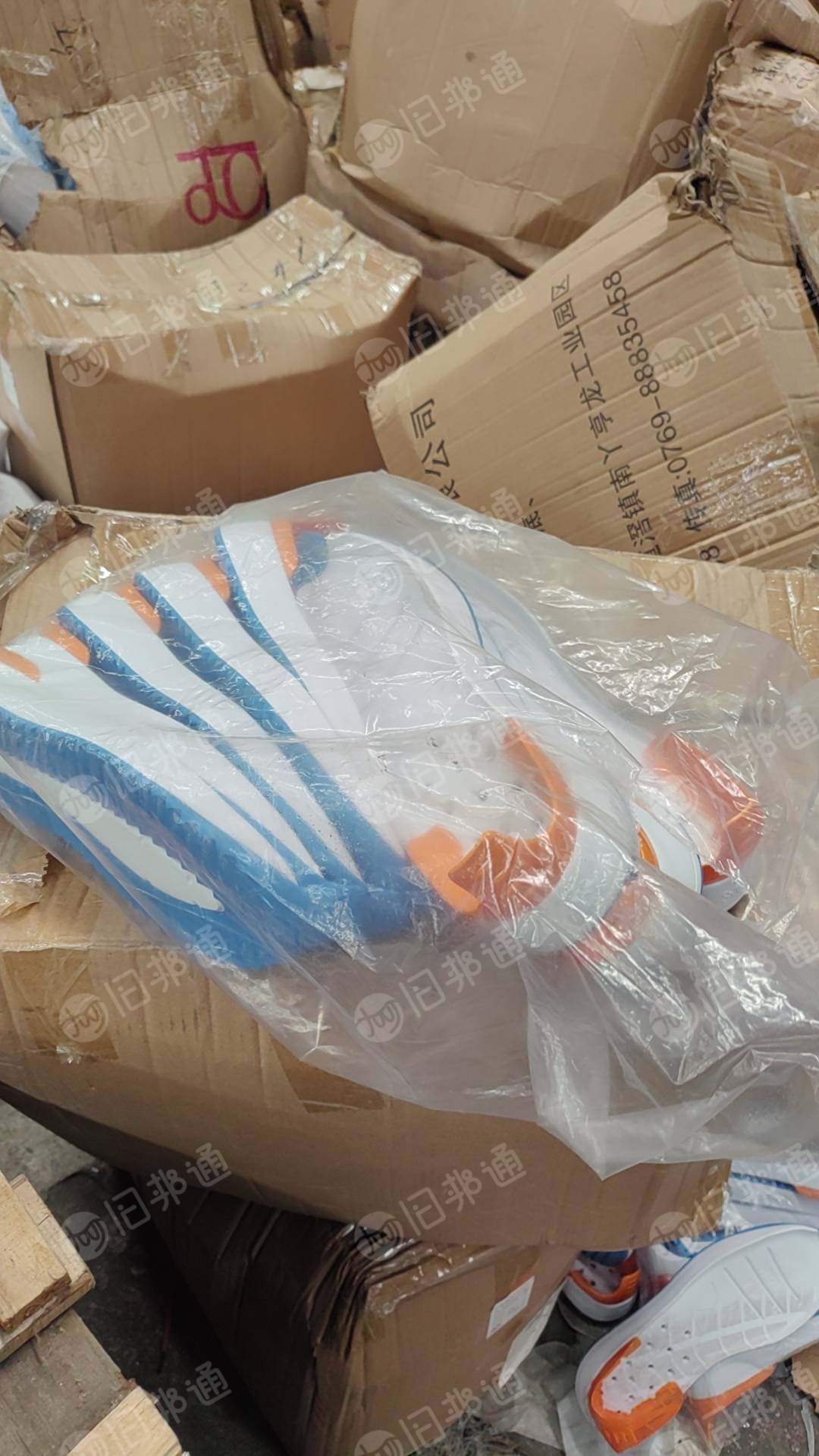 现货处理一批库存鞋底，现货4-5吨，低价处理
