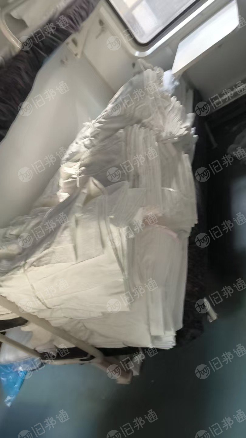出售火车上下来的床单被罩，窗帘布，现货一百吨，货在吉林吉林