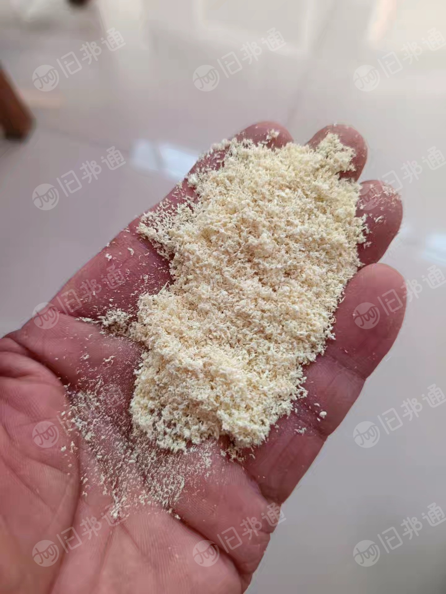 长期出售韩国生产的进口芳纶粉，芳纶毛毛料，月供30吨，在山东青岛。