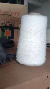 长期出售仿貂2公分毛纱，库存毛纱，现货1吨左右，在江苏苏州。