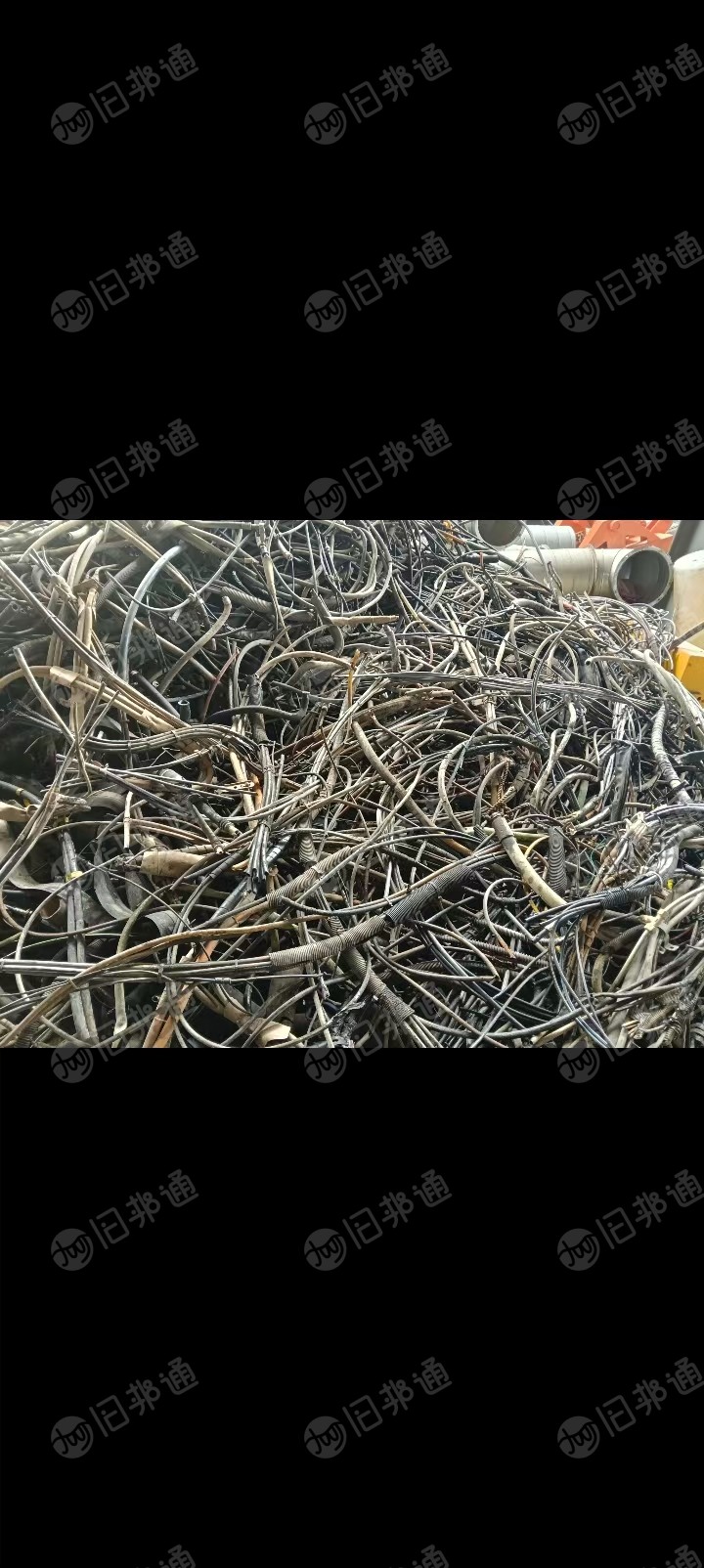 求购PE油管，分拣后破碎造粒，拆车厂下来的，长期大量在收