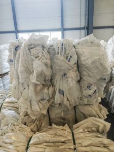 长期出售水洗乳白袋废料，现货20吨