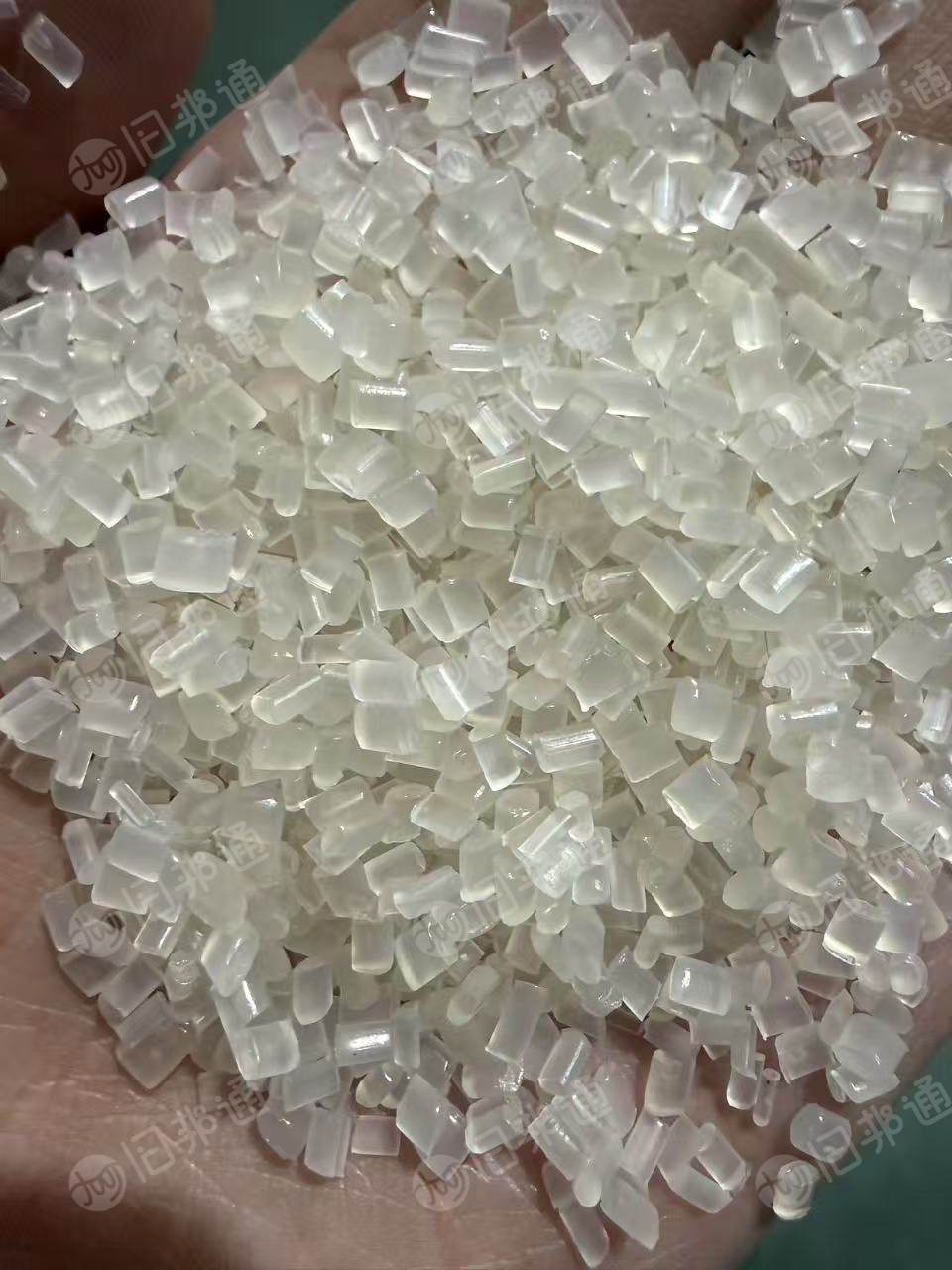 出售透明PP卷膜颗粒,冲击8,溶脂10,可拉丝,注塑,涂膜,压板等