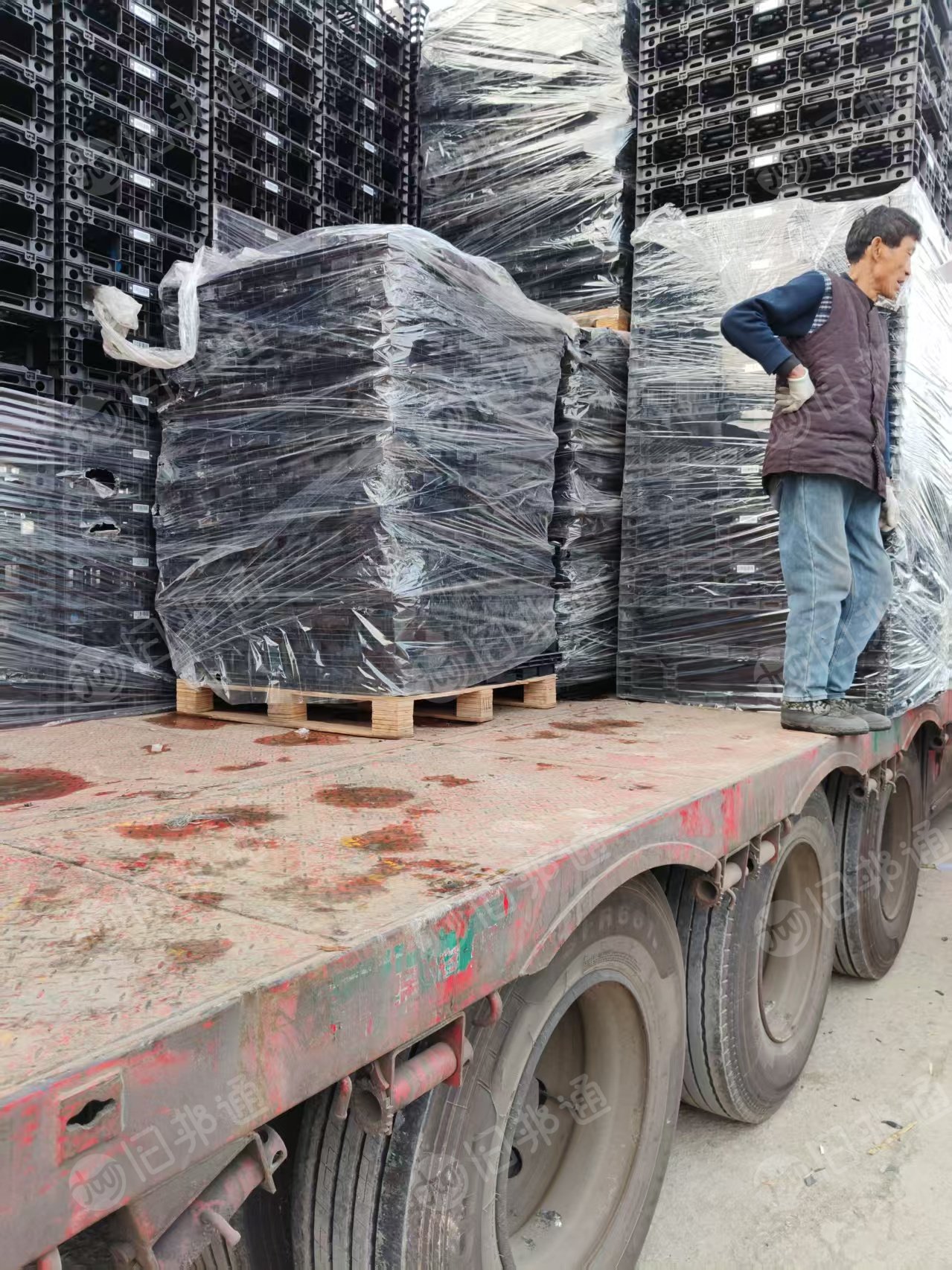 出售新能源废料，汽车周转框毛料