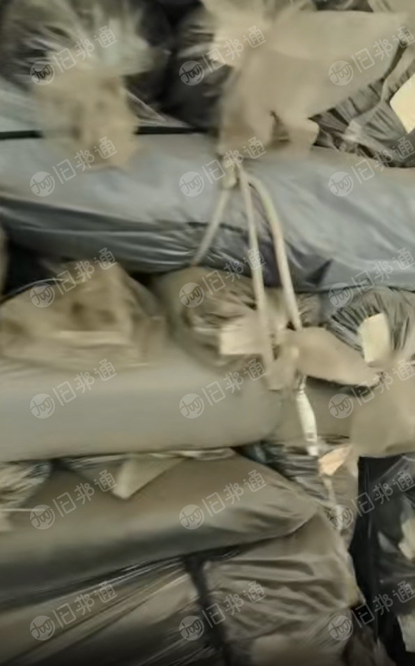 现货处理库存针织牛仔布料针织布，带弹力的，幅宽1米6左右，克重200多克，现货20多吨
