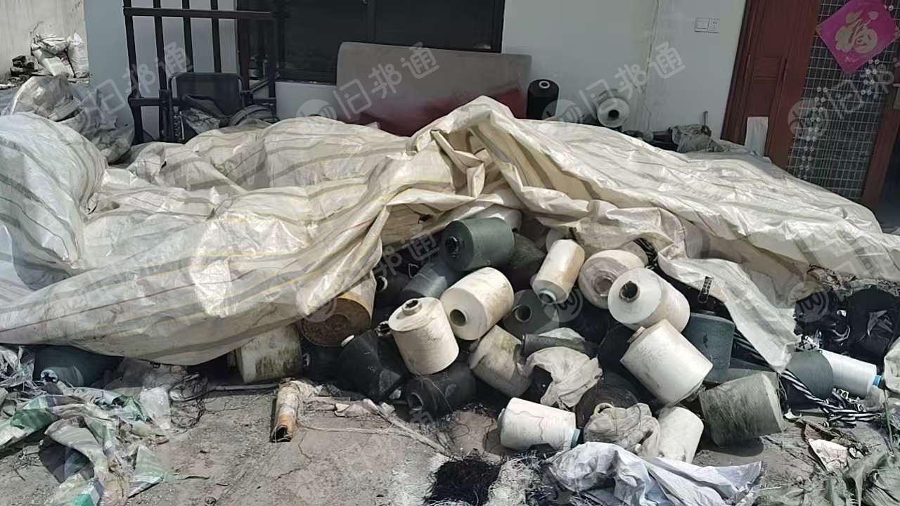 出售涤纶丝，丙纶丝，当废丝处理，统货走，现货十吨多，货在河南商丘