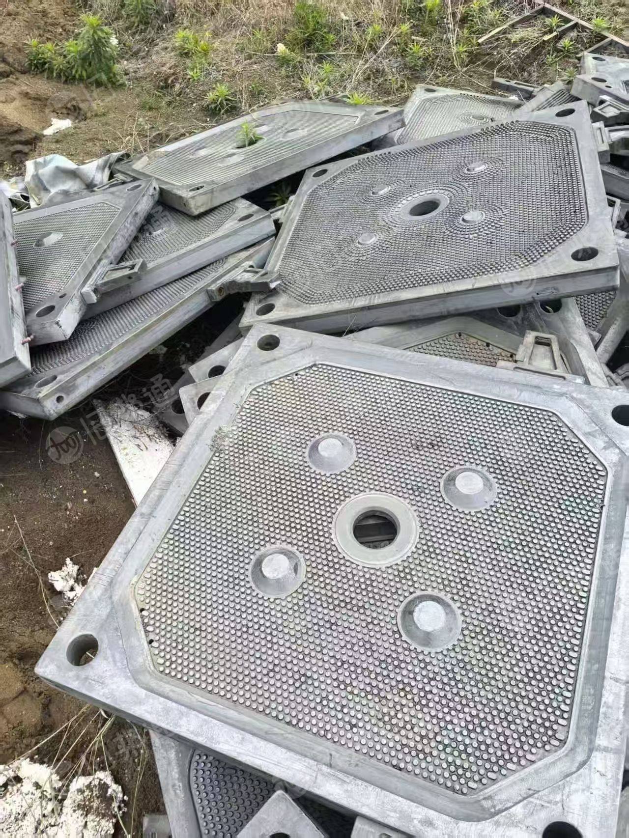 出售过滤板废料，压滤板废料