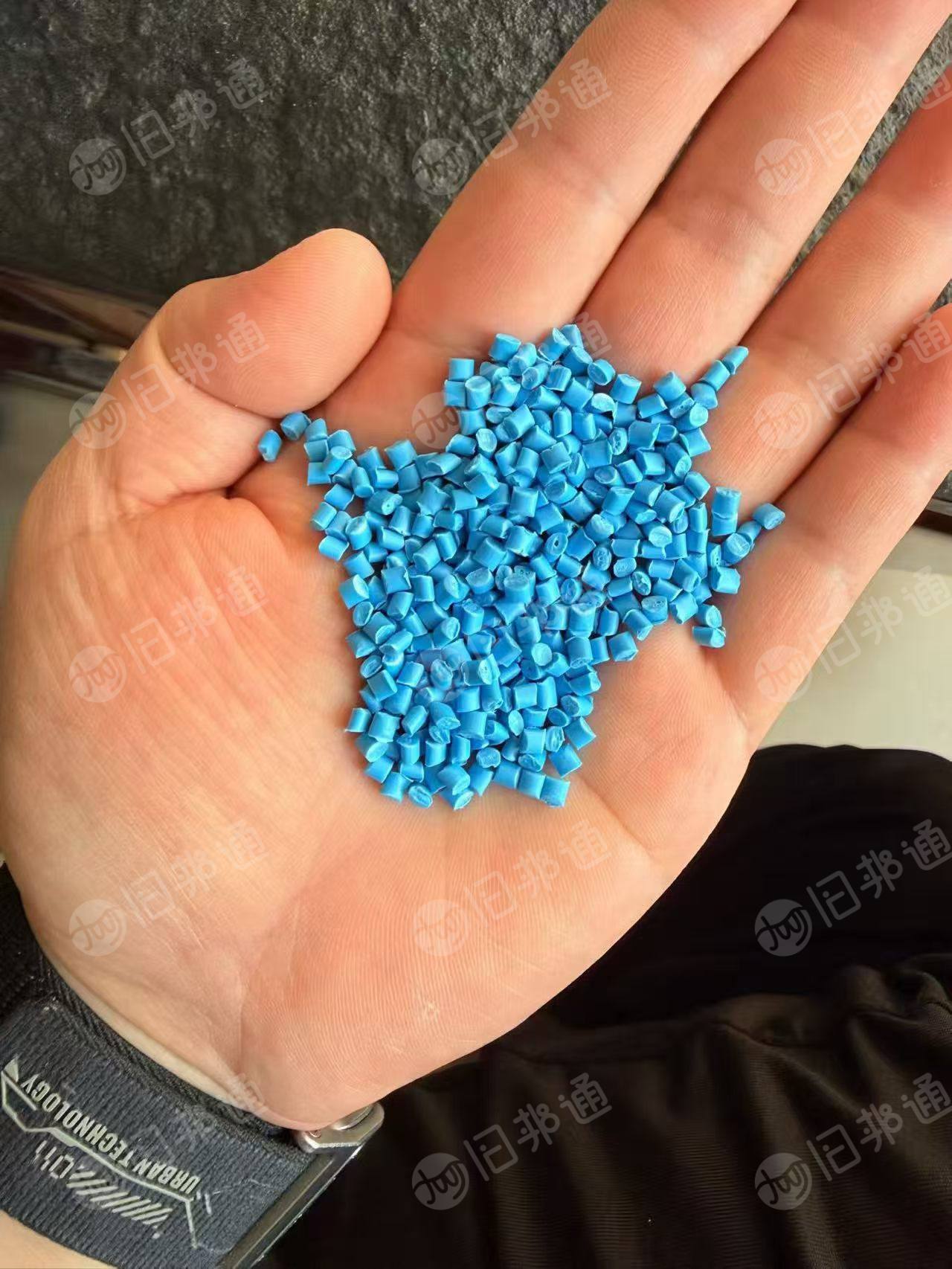 长期出售空心板颗粒，月供100吨