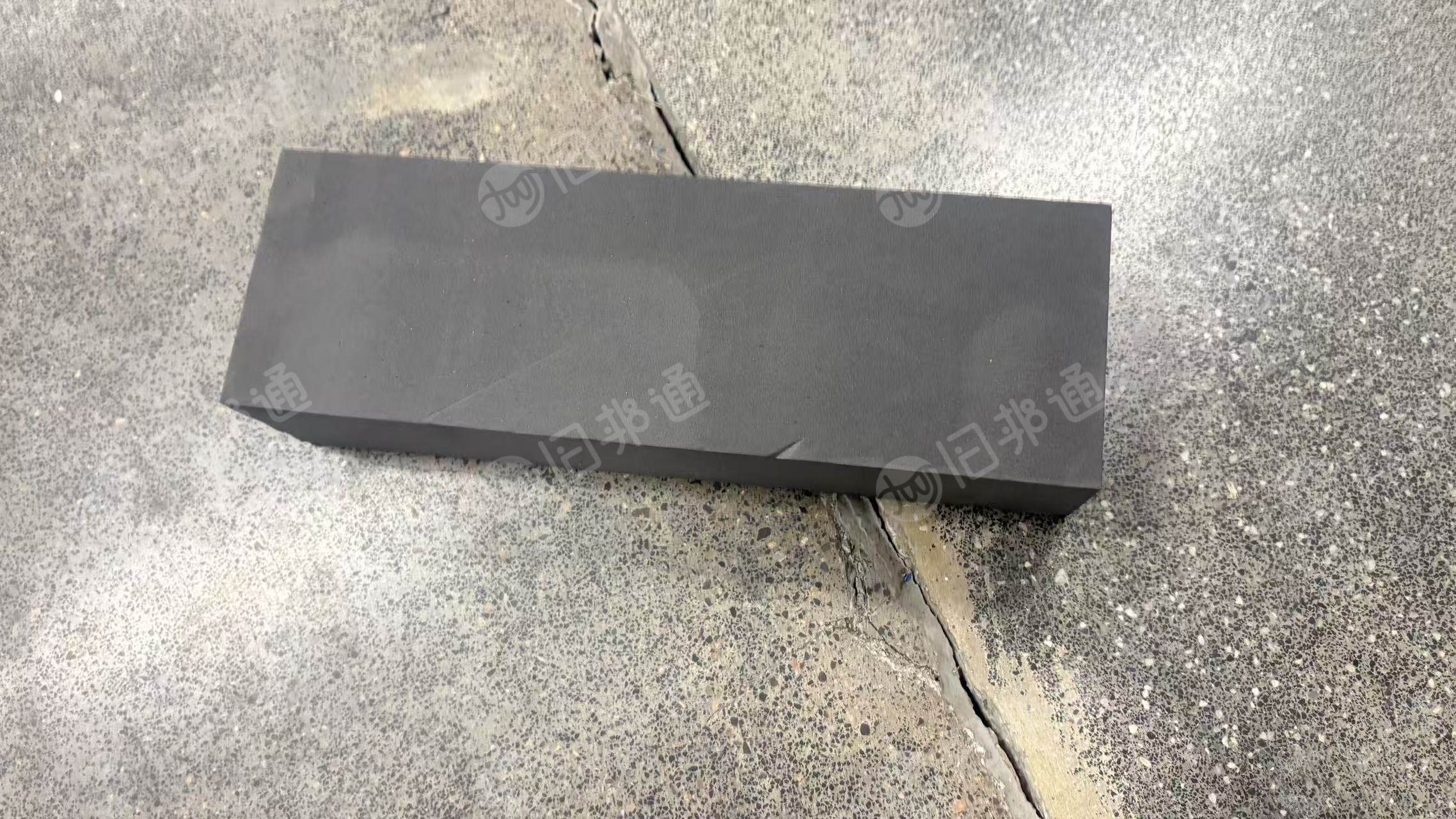 长期出售eva高密发泡料，现货4箱