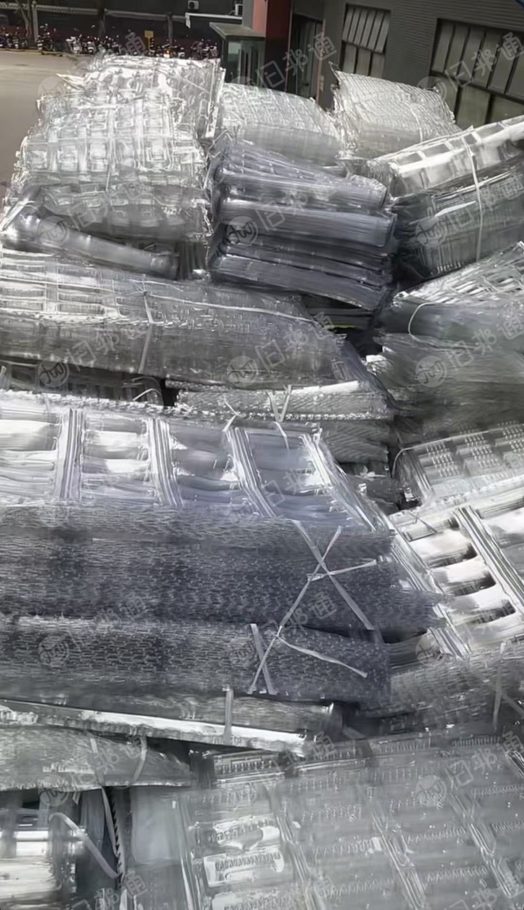 长期出售PET吸塑边框，现货一挂车