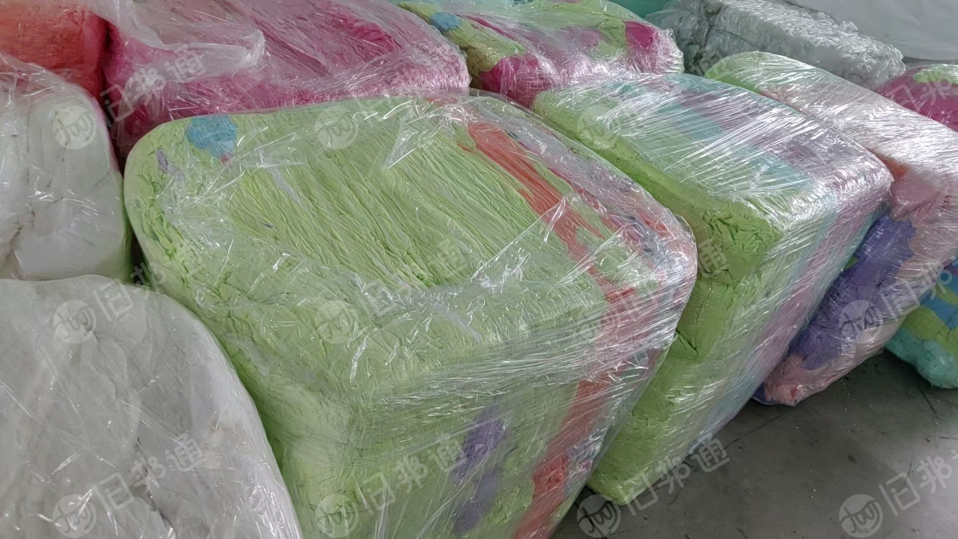 长期出售花色木浆无纺布，60%木浆和30%PP混打