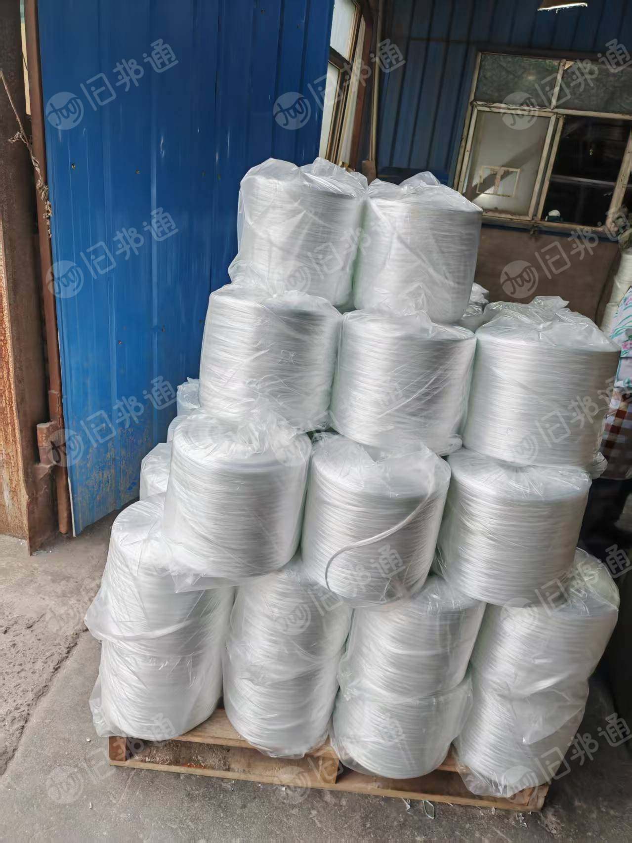 厂家长期大量出售中碱玻璃纤维丝，玻纤，现货有300多吨，货在安徽马鞍山