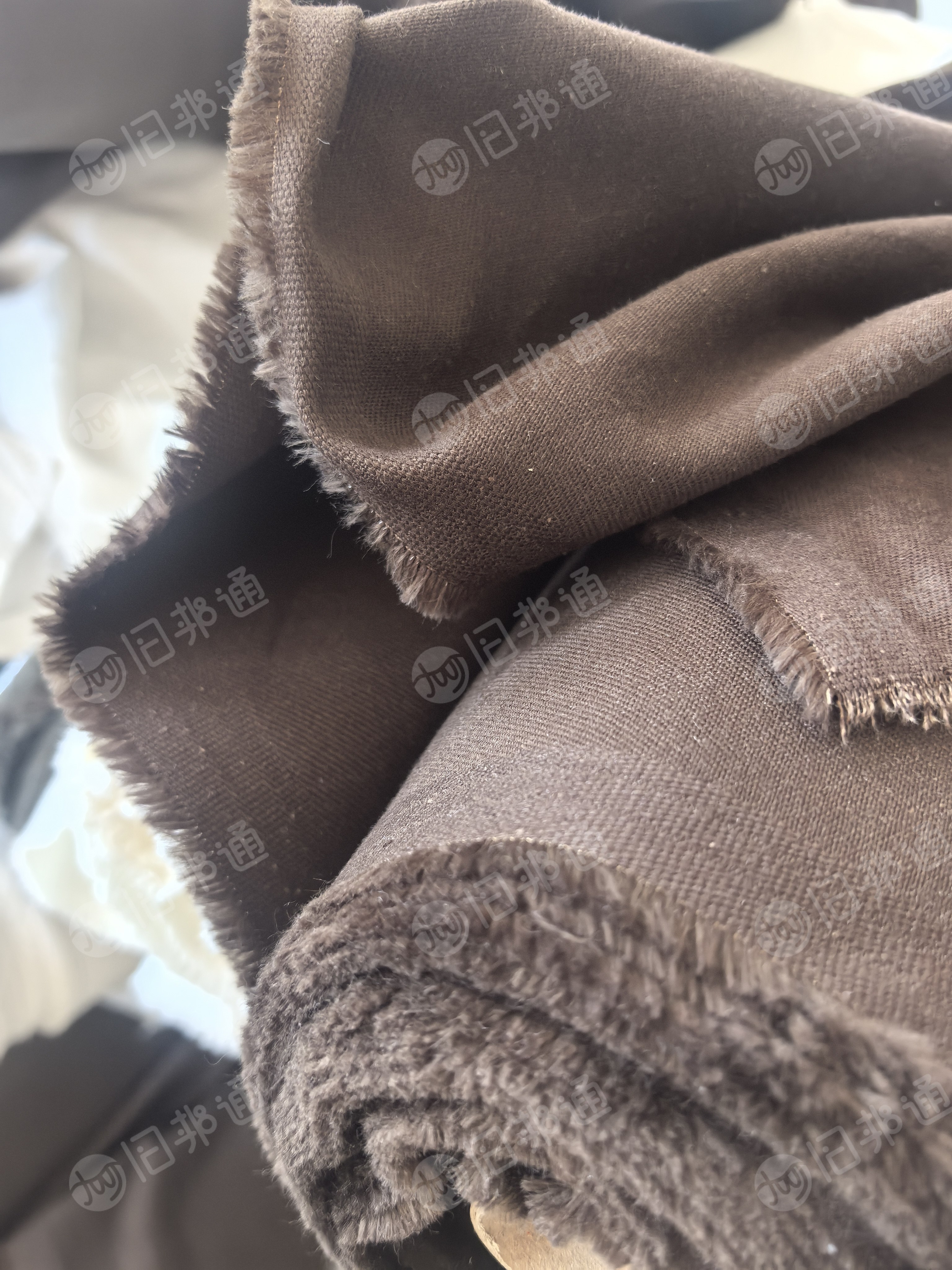 出售纯棉卷布，棉布，抛光布，可以做布轮和电焊手套布用，现货有30吨，货在广东揭阳