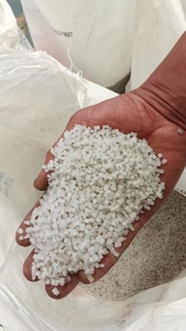 出售珍珠棉颗粒，大白、二白都有，月供30吨