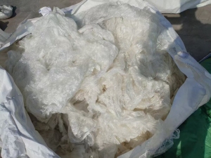 出售软质PVC料，透明软PVC膜，吹气玩具料，现货30吨