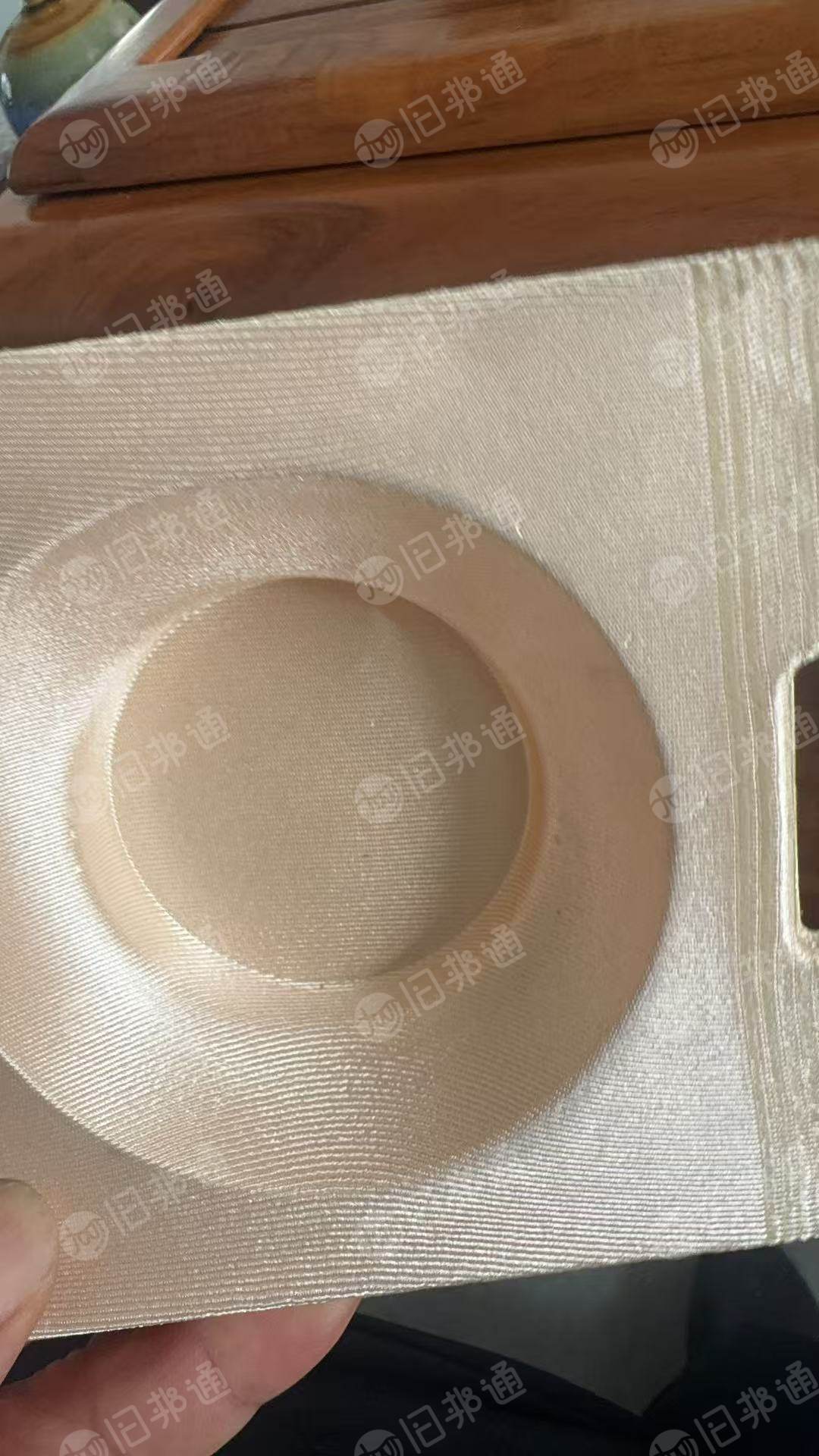 求购PVC植绒或者植布吸塑盒边料
