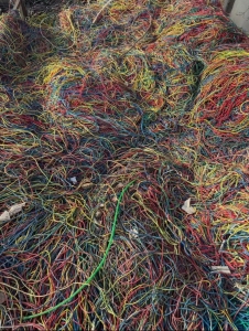 出售电线皮毛料，已经有去除里面的金属