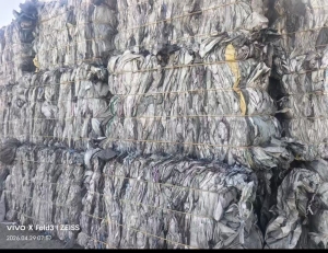 出售装石墨烯下来的吨包废料，现货300来吨