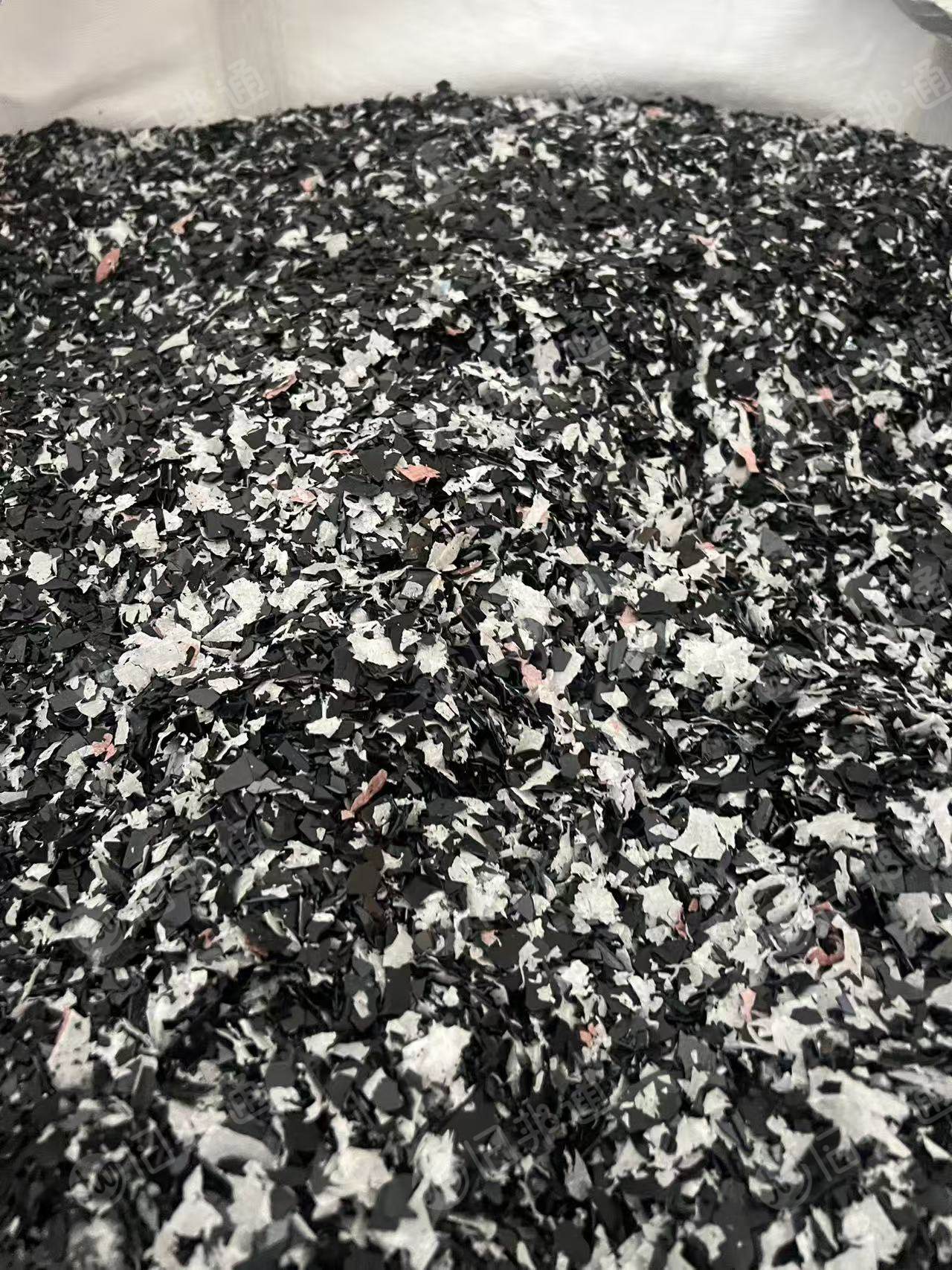 出售珍珠棉和PS吸塑盒破碎料，一起破的，造粒可以用