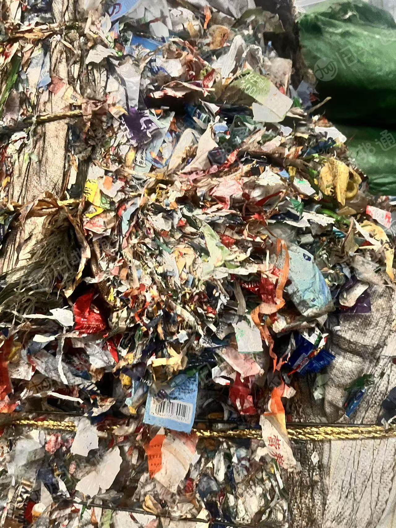 长期出售pp和PVC矿泉水瓶商标纸,有纯pp的,有混的,也有纯PVC的,都有压包