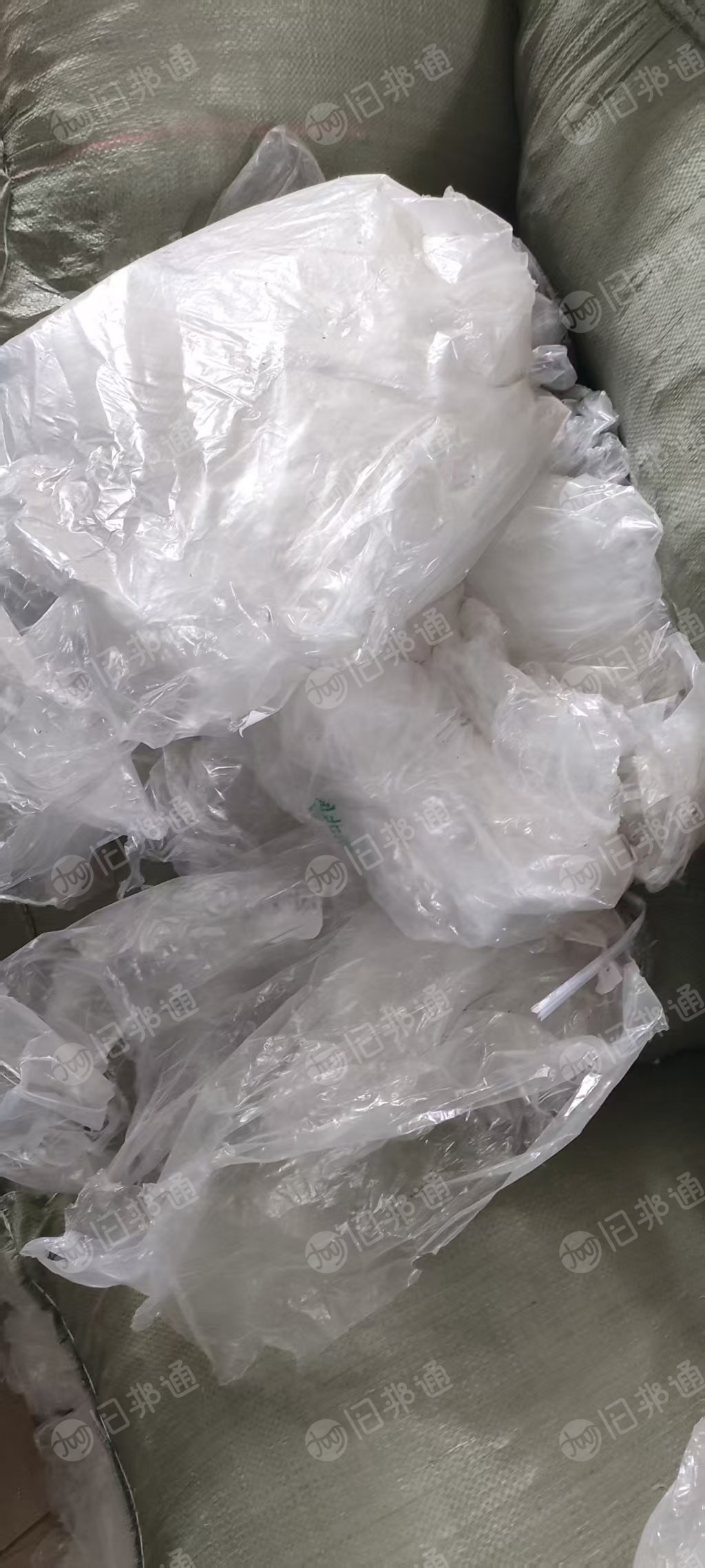 出售pe水洗高压膜废料，啤酒膜下来的，现货十多吨