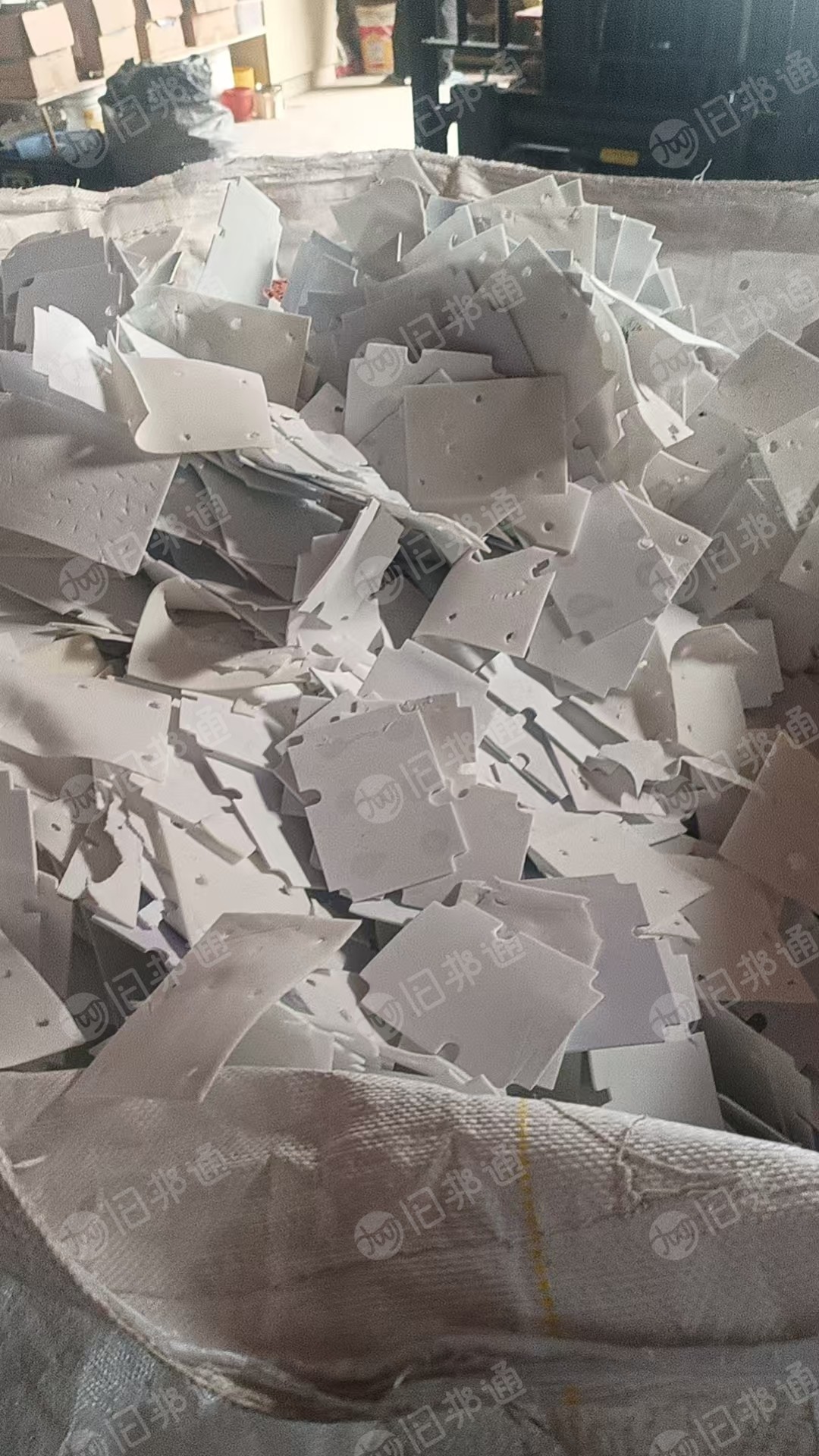 出售EVA发泡料，干净可直接上机，一个月20包