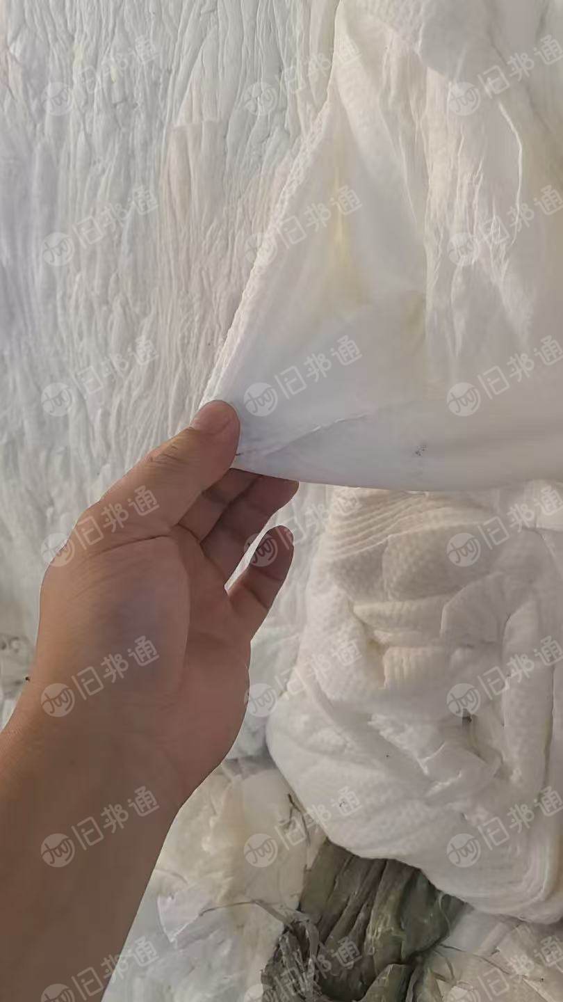 长期出售制品厂下来的涤黏无纺布，配比无纺布，现货13米一车，货在浙江杭州