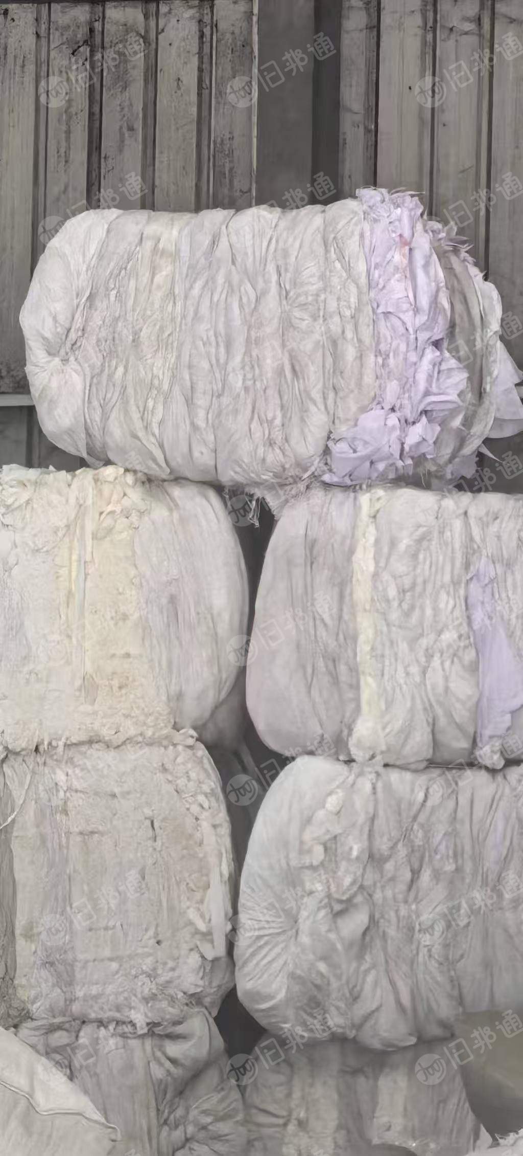 长期出售制品厂下来的涤黏无纺布，配比无纺布，现货13米一车，货在浙江杭州