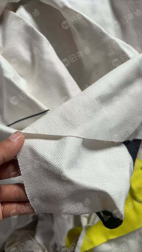 长期出售涤纶废布，涤纶窗帘布，月供30吨以上