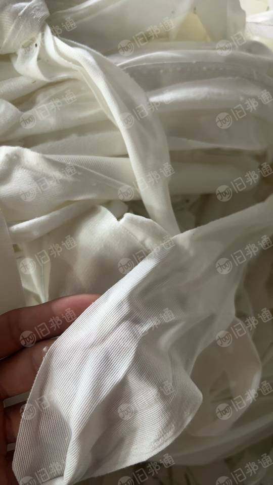 长期出售涤纶废布，涤纶窗帘布，月供30吨以上