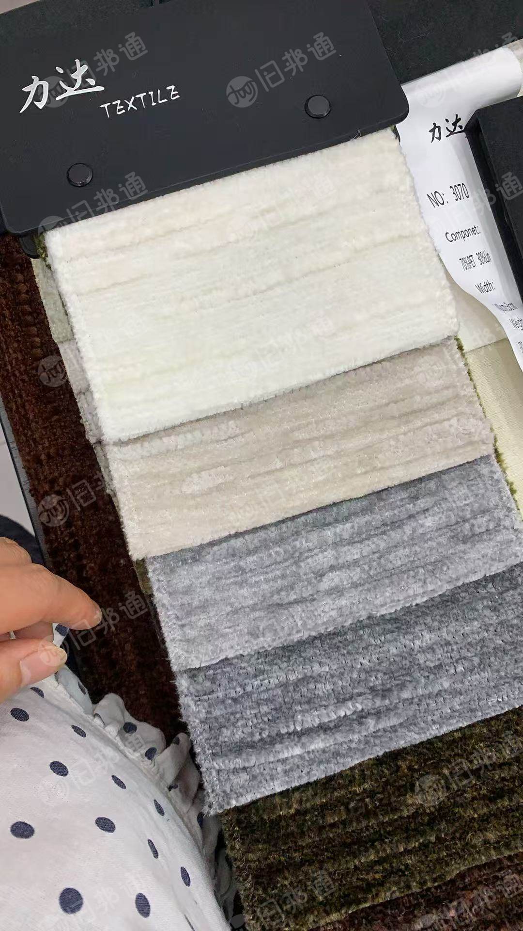 长期出售正品雪尼尔库存布，雪尼尔沙发布，雪尼尔，门幅145克重450g，在浙江嘉兴