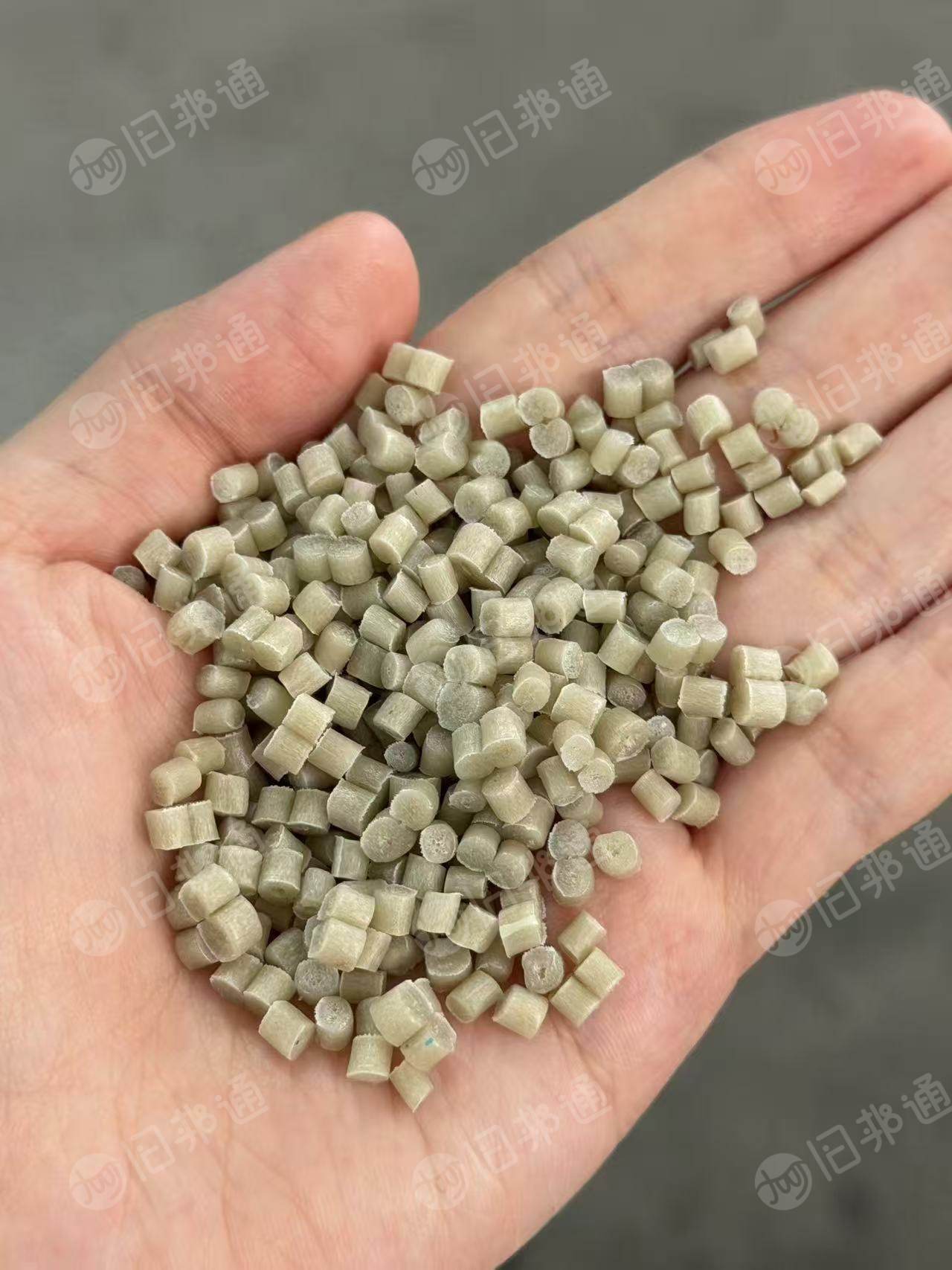 长期出售淋膜水洗颗粒，可以用来做仿真花