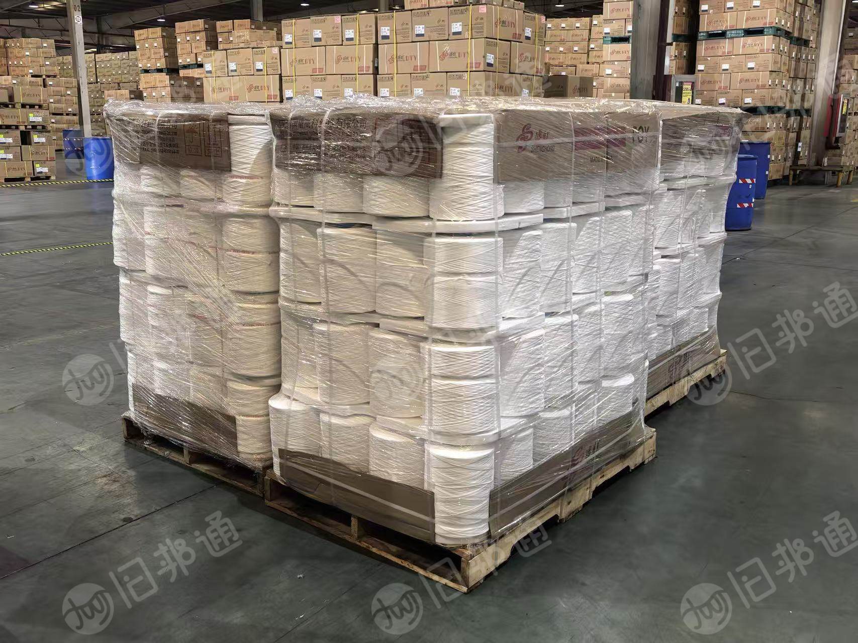 长期出售盛虹原包装涤纶低弹丝，涤纶丝，涤纶打绳丝，3000D的。现货100吨，在江苏苏州