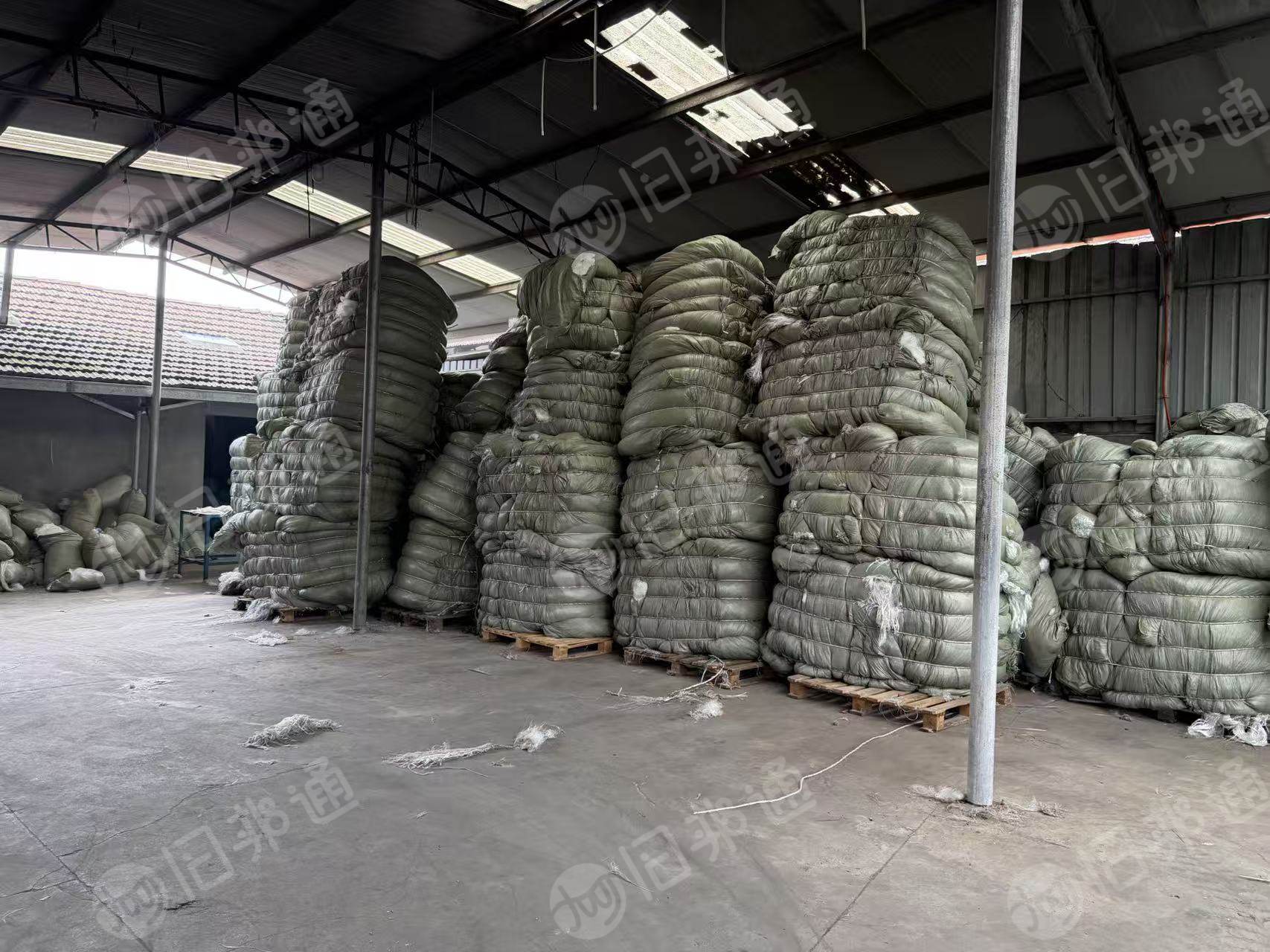长期出售无碱淀粉型玻璃纤维，玻璃纤维废丝，7-9微米的，货在浙江嘉兴