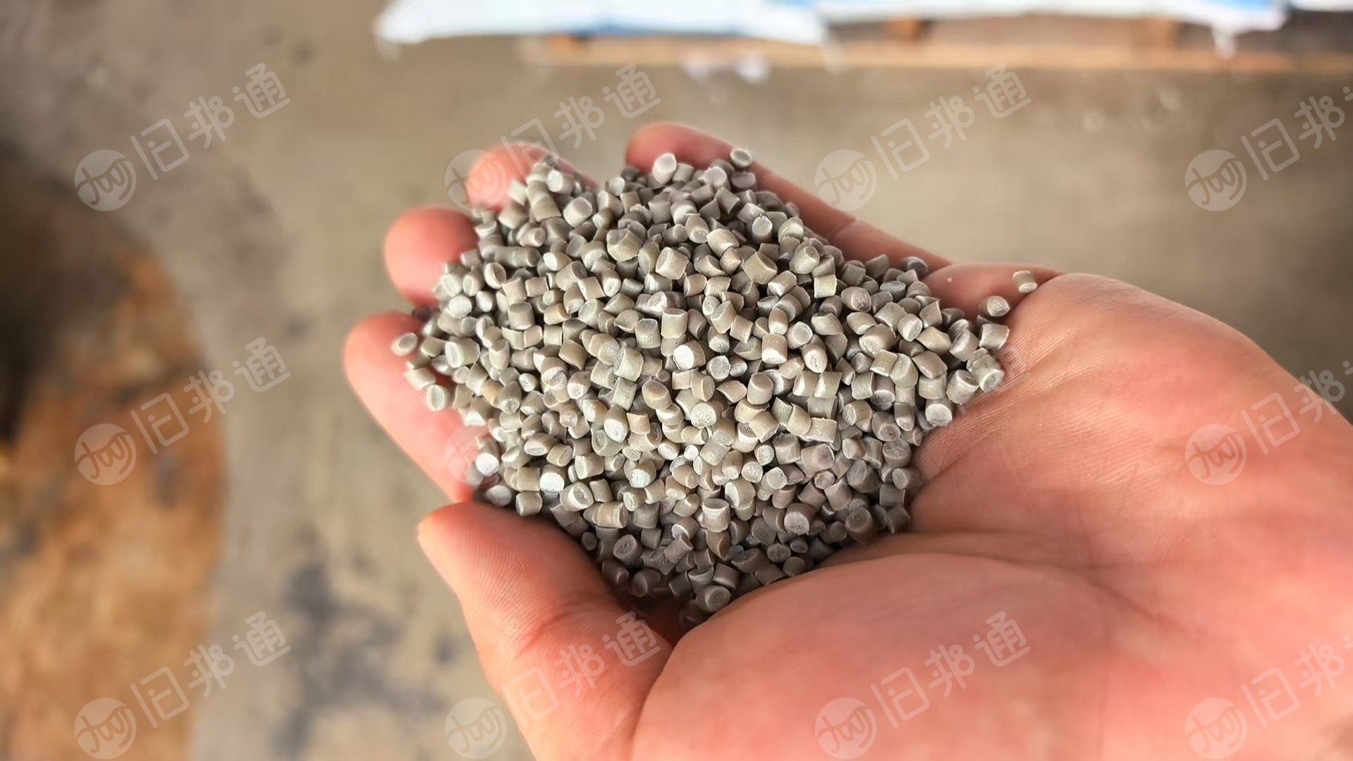 出售低压膜颗粒，过100目