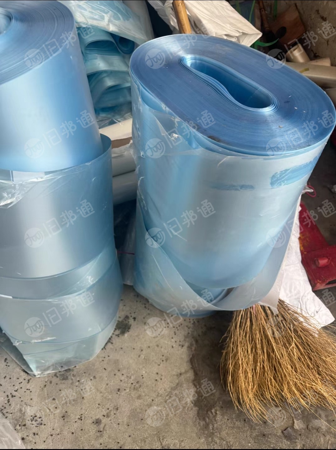 长期出售pet膜，透明蓝色黑色都有，月供20多吨