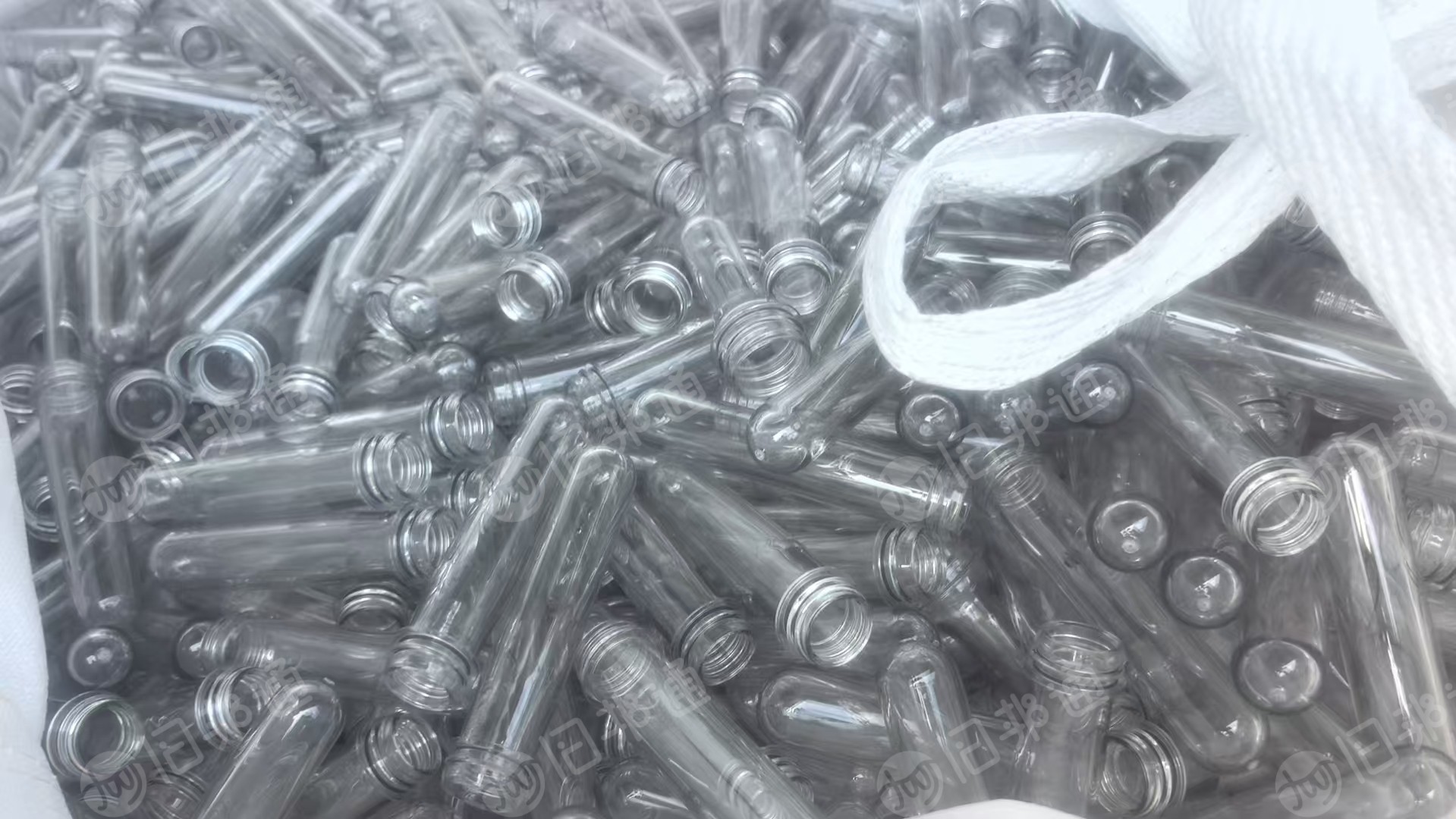 出售PET瓶胚毛料，透明瓶胚，现货十几吨