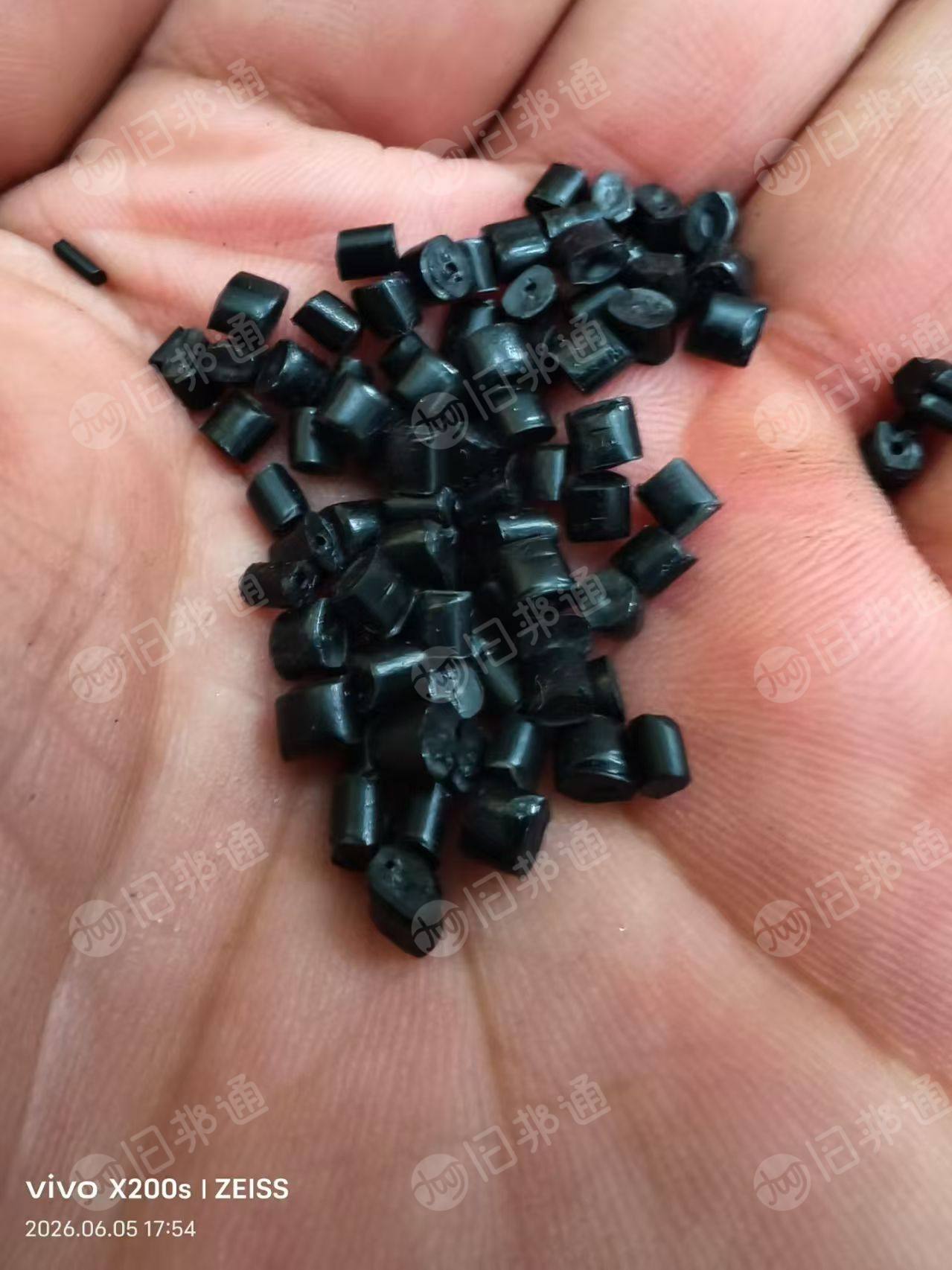 出售黑色PP颗粒，冲击6个左右，