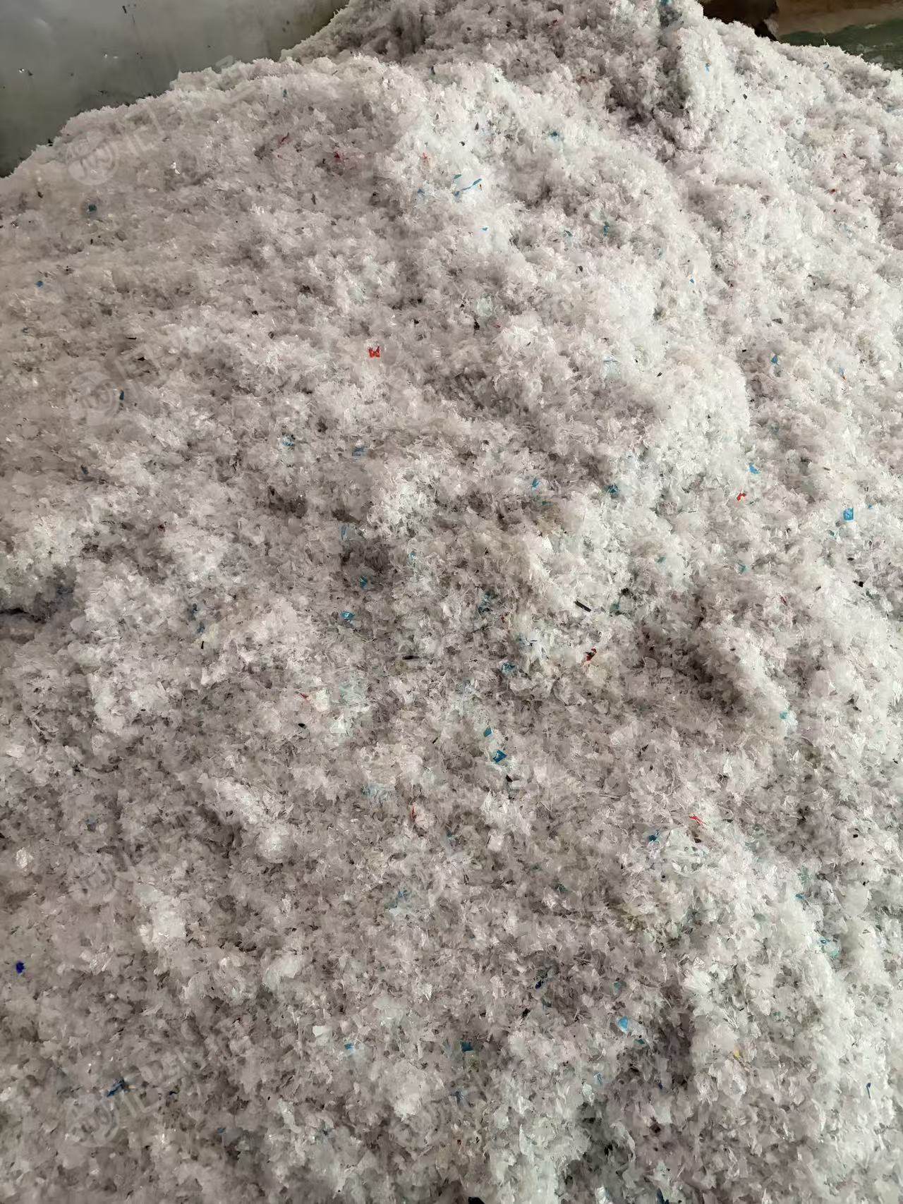 长期求购亚克力上面破碎出来的保护膜，跟PC板上破碎的保护膜破碎料，月需求大