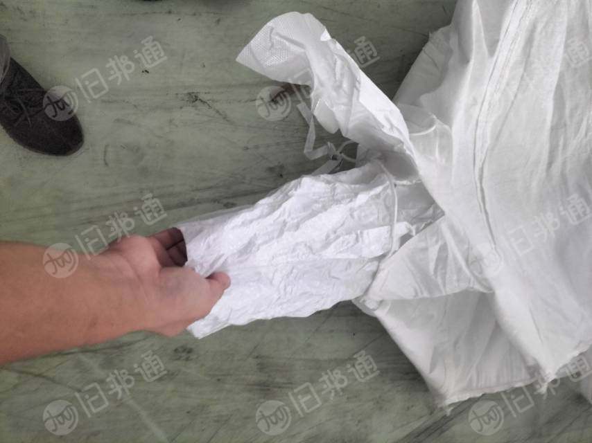 长期出售二手吨包袋，九成新的吨袋，装塑料原料下来的，可以二次利用 