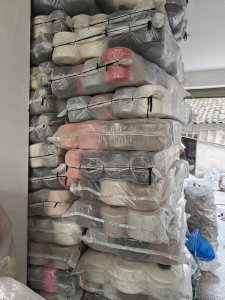 长期出售库存马海毛，马海毛毛纱，库存毛纱，现货四百斤，在浙江嘉兴
