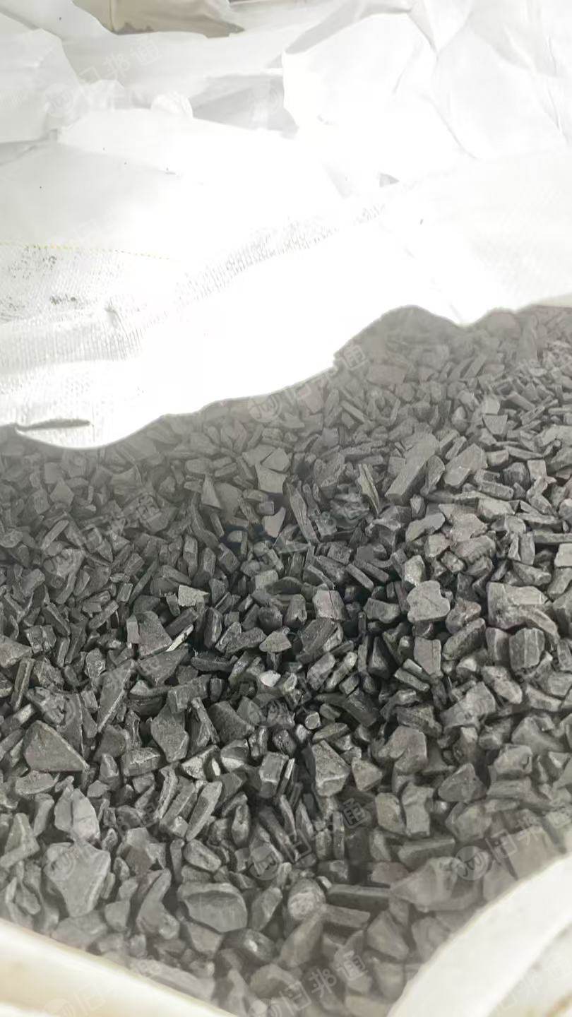 长期出售加纤PC合金破碎料，合金电池筐破碎料